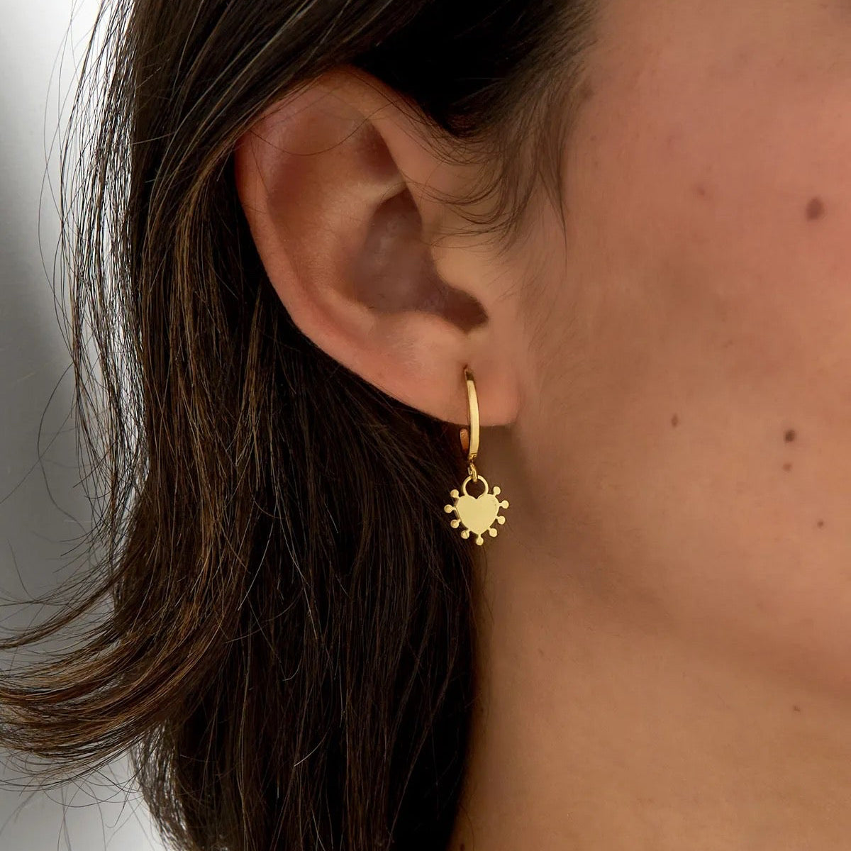 Vivi Hoops