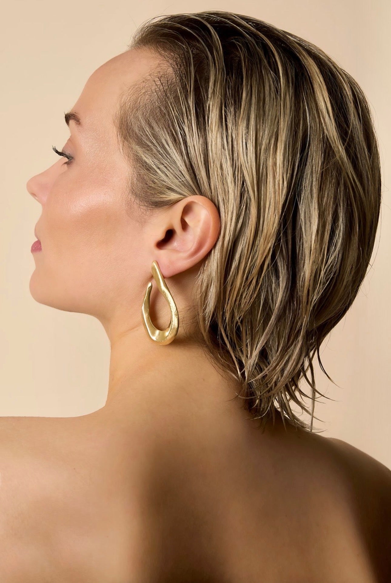 Aura Drop Earrings