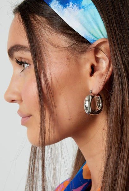 Cleo Hoops