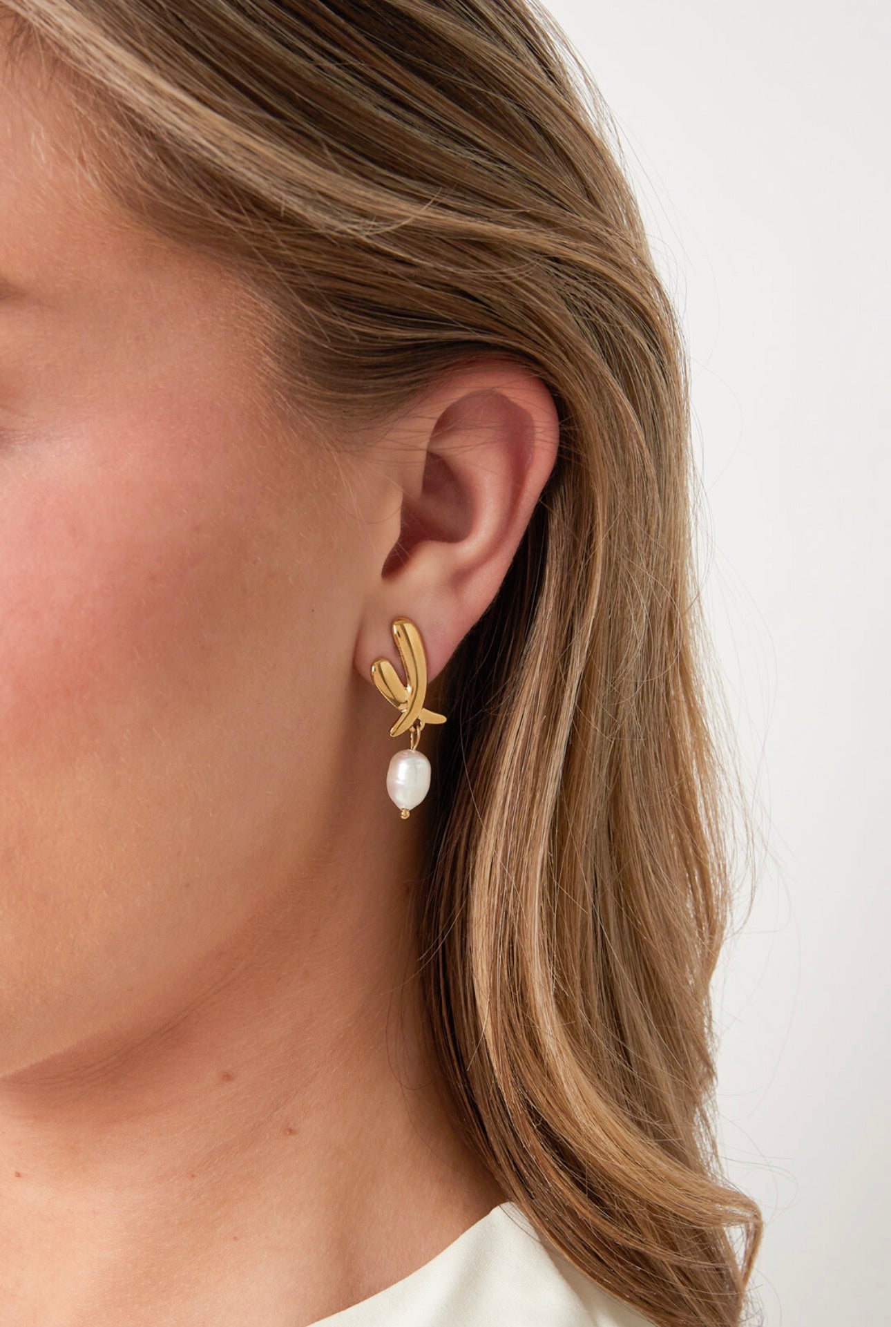 Nerida Earrings