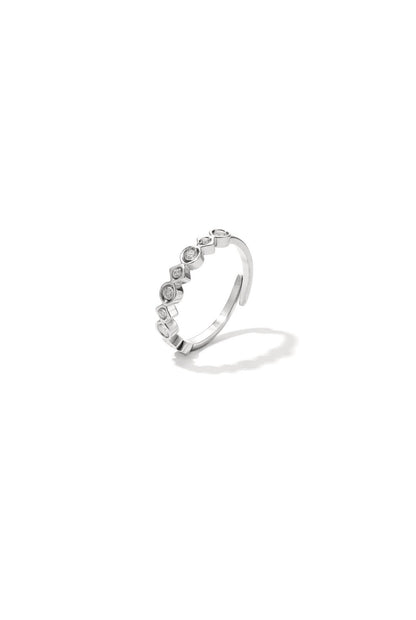 Dione Ring