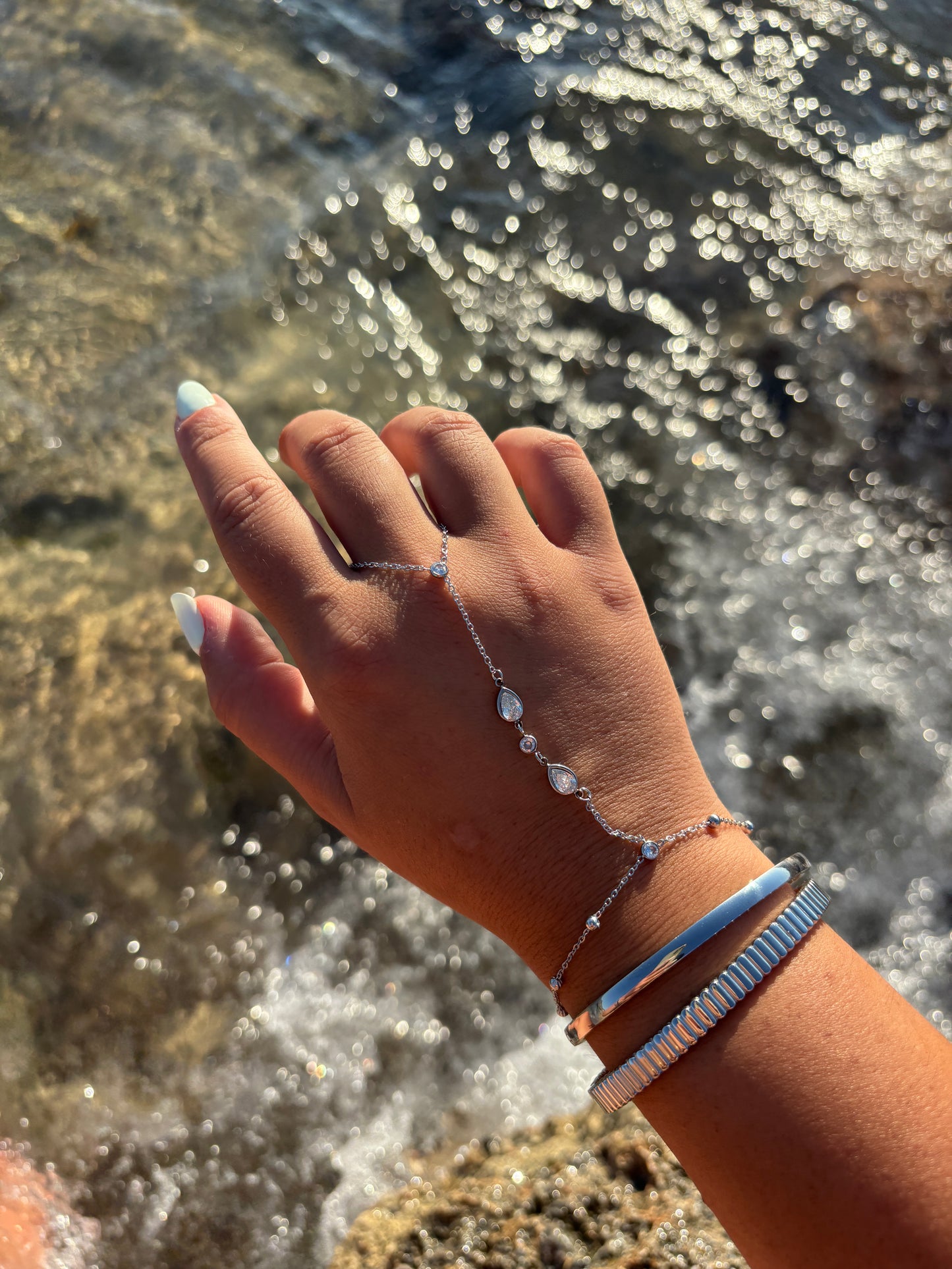 Kyma Hand Chain