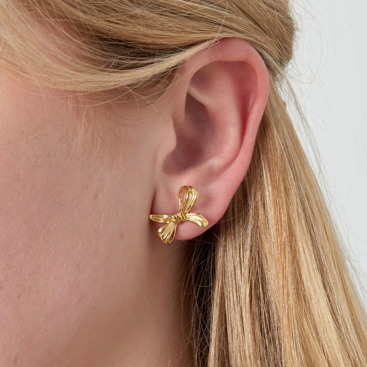 Bowy Earrings